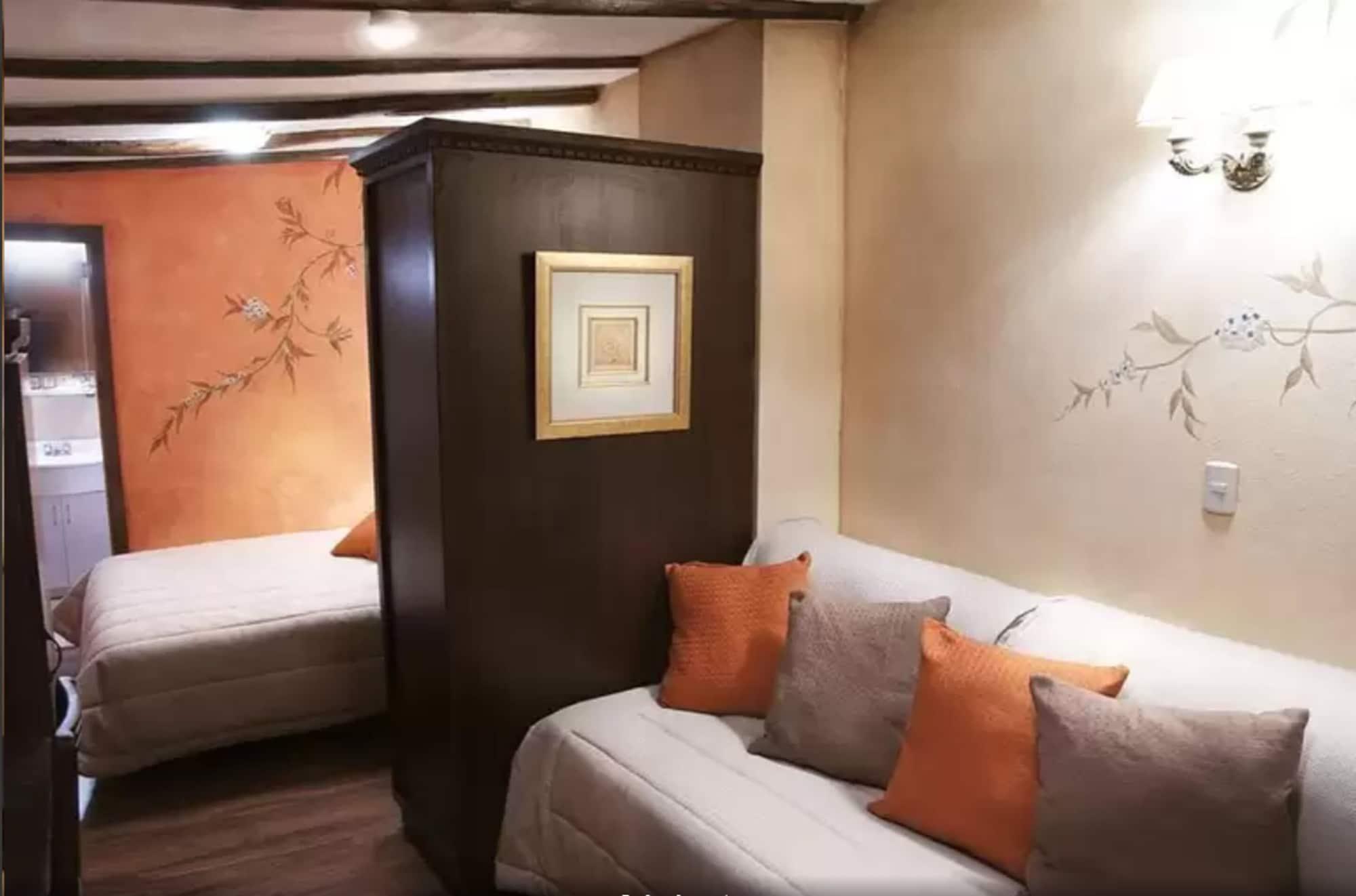 Hotel Casa San Rafael กูเอ็งกา ภายนอก รูปภาพ