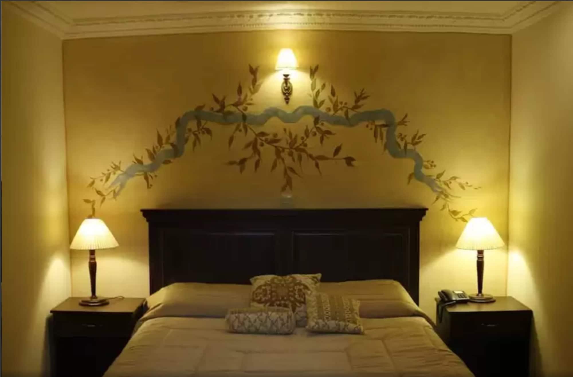 Hotel Casa San Rafael กูเอ็งกา ภายนอก รูปภาพ