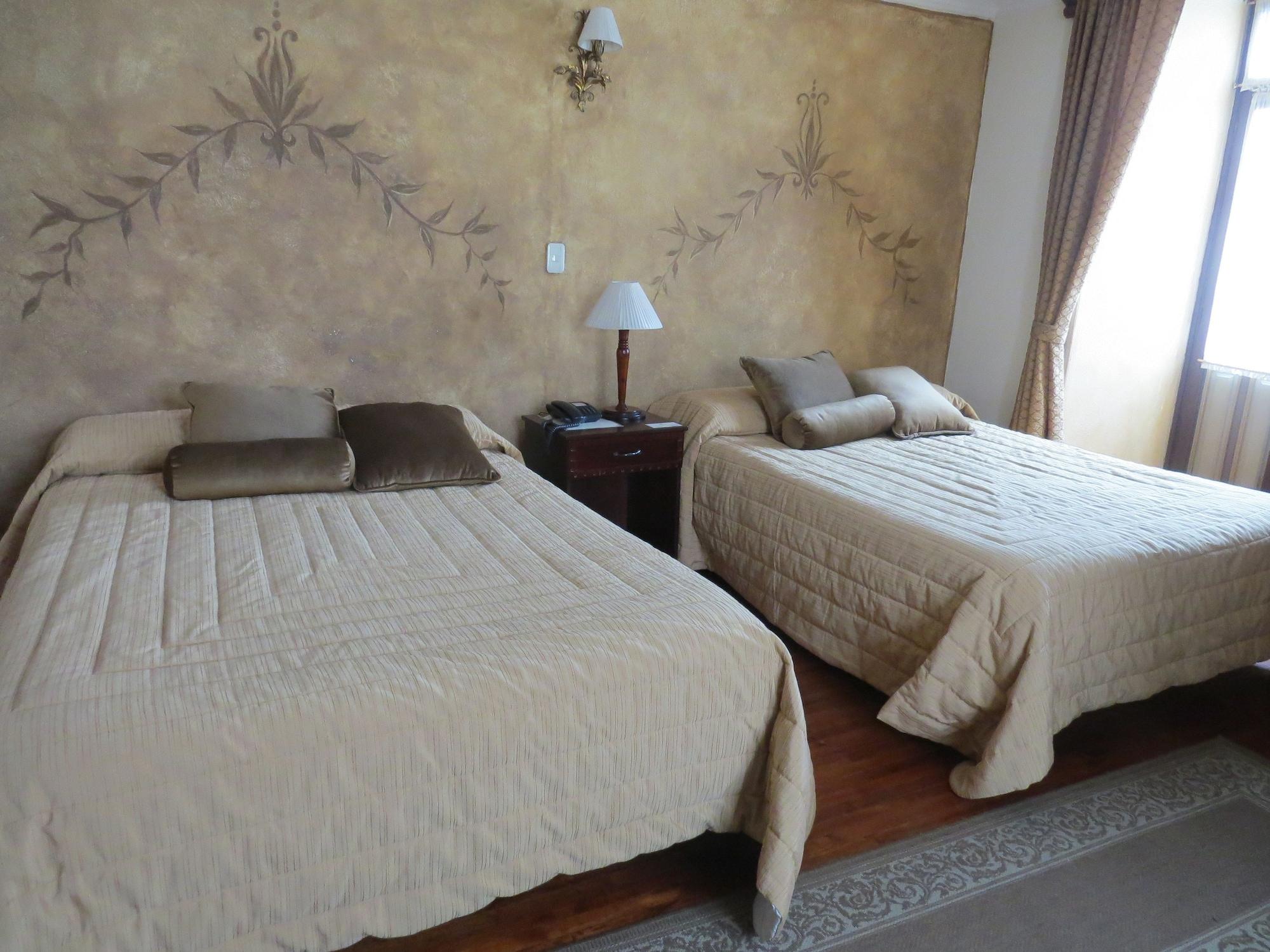Hotel Casa San Rafael กูเอ็งกา ภายนอก รูปภาพ