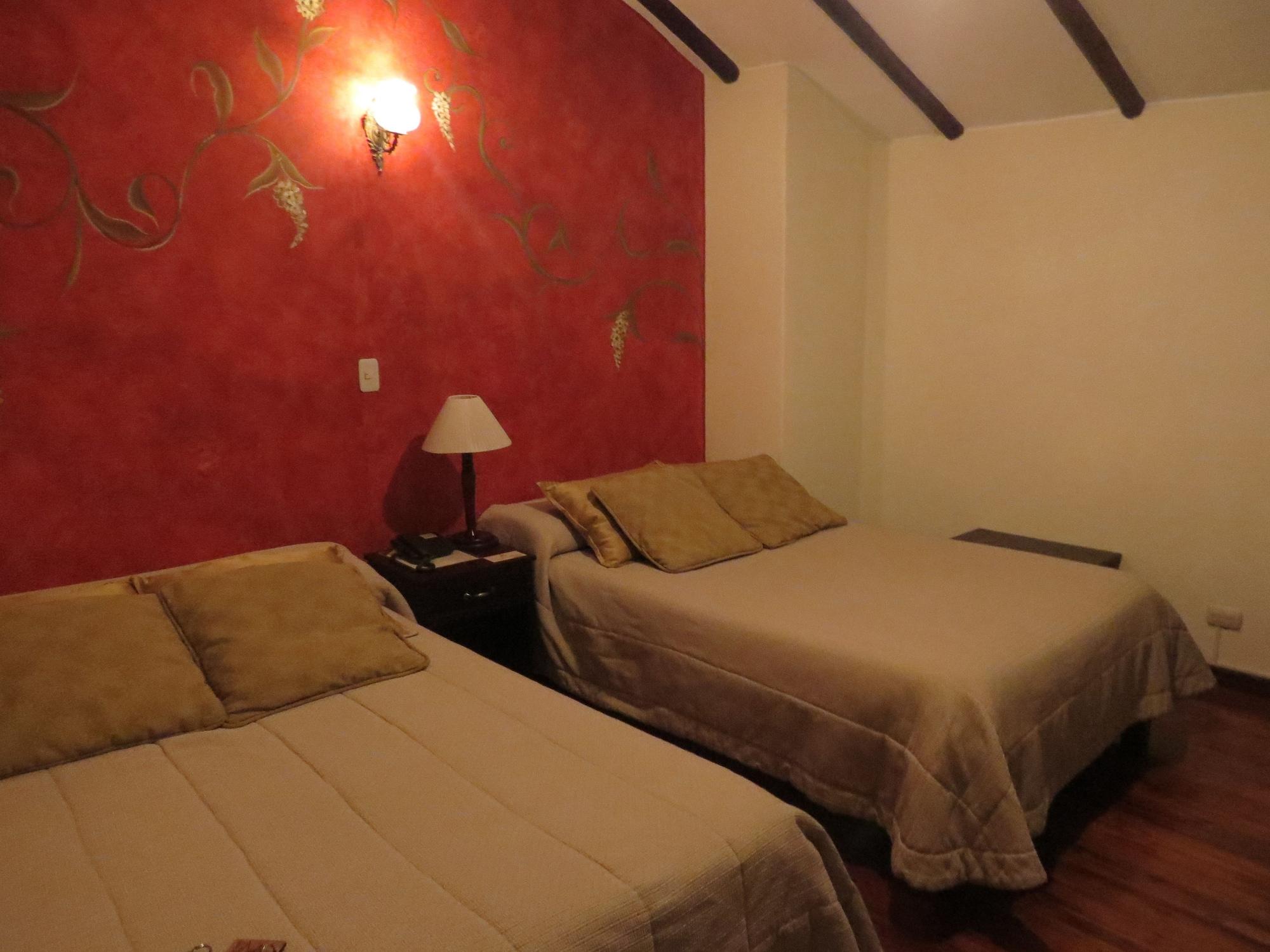 Hotel Casa San Rafael กูเอ็งกา ภายนอก รูปภาพ