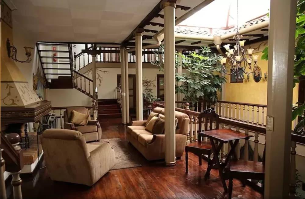 Hotel Casa San Rafael กูเอ็งกา ภายนอก รูปภาพ