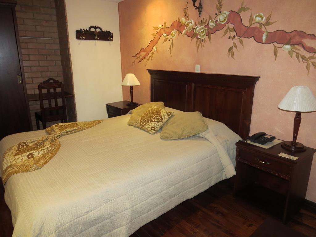 Hotel Casa San Rafael กูเอ็งกา ภายนอก รูปภาพ