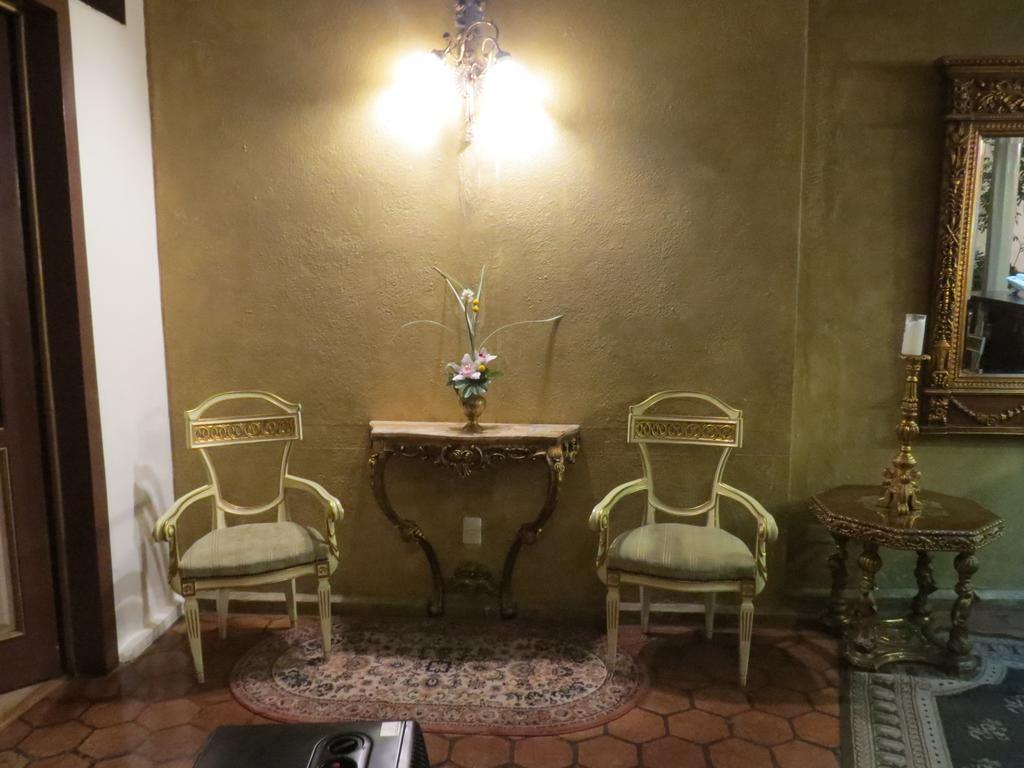 Hotel Casa San Rafael กูเอ็งกา ภายนอก รูปภาพ
