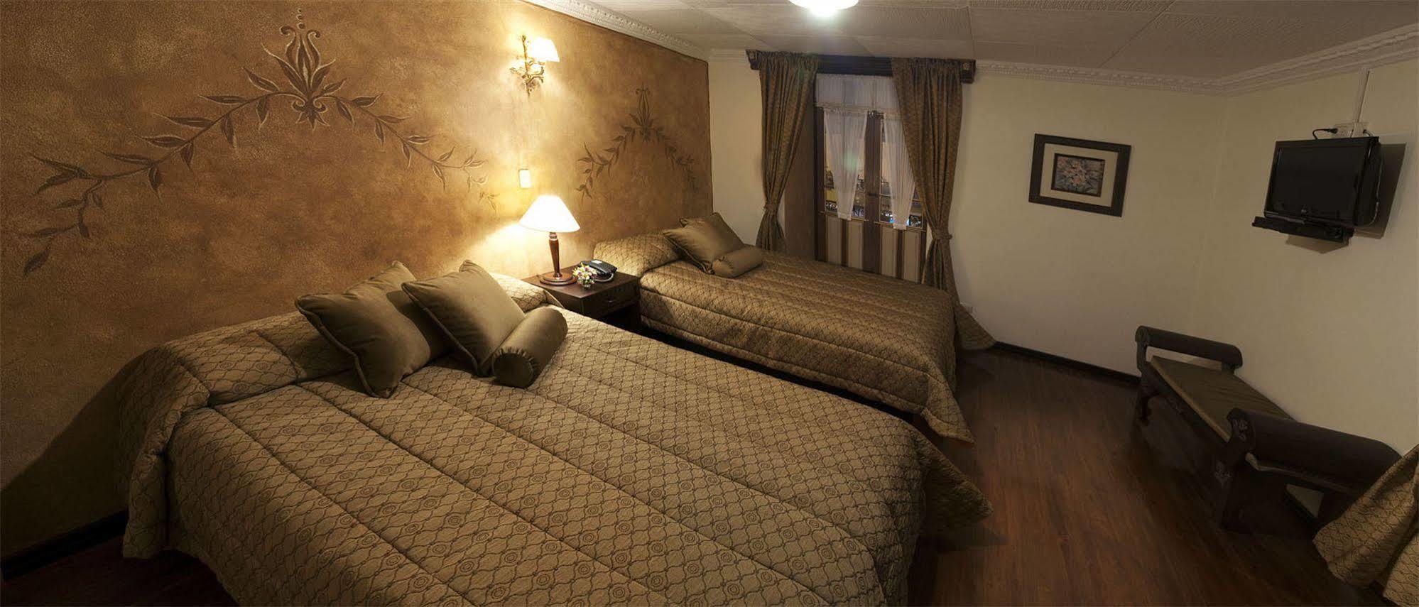 Hotel Casa San Rafael กูเอ็งกา ภายนอก รูปภาพ